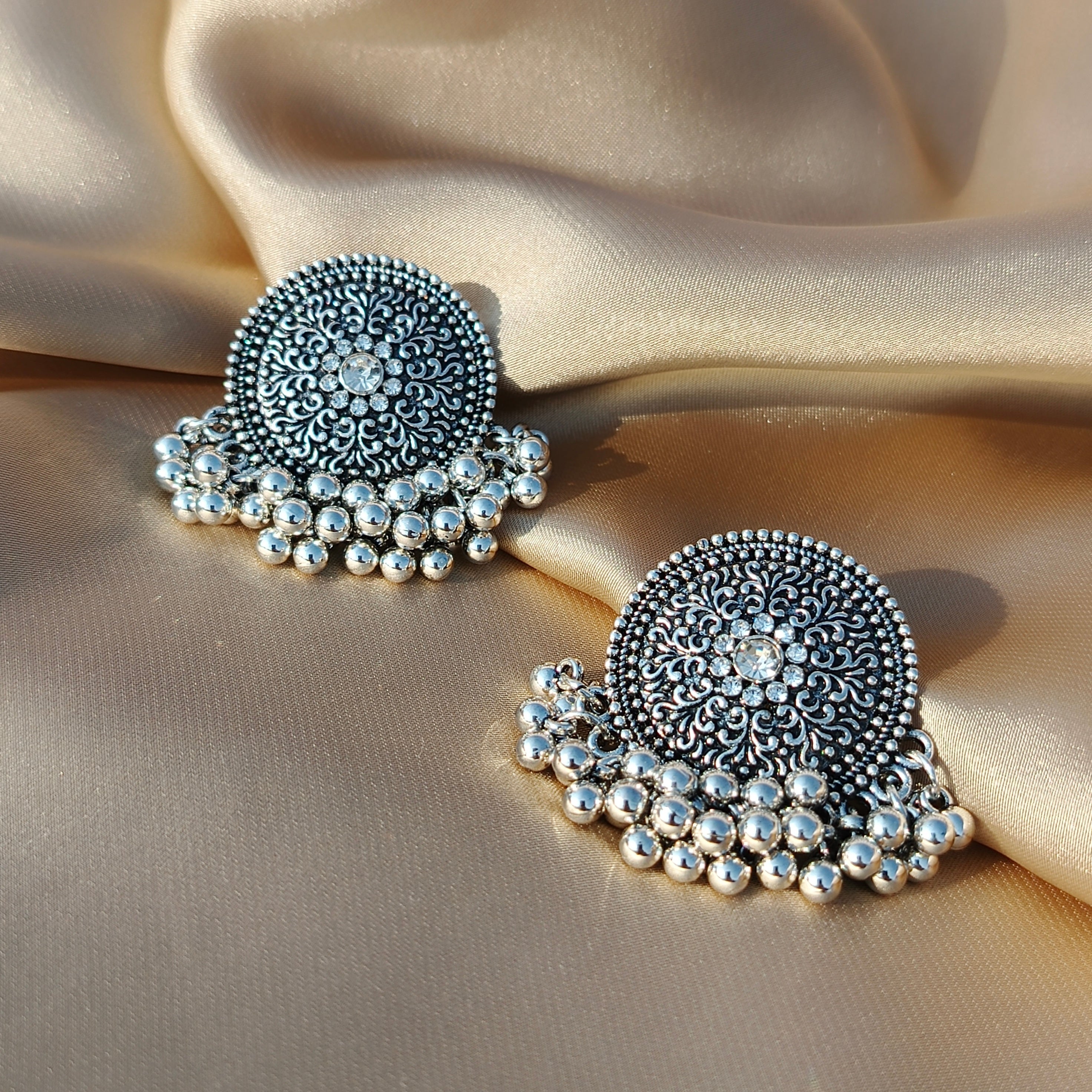 Antique Round Stud Earrings
