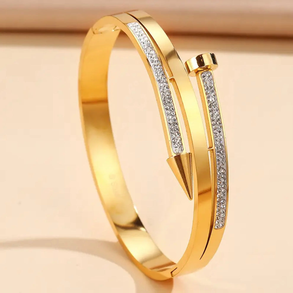 Nail & Stone Openable Bangle