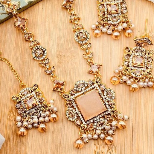 Egyptian Kundan Mala Set with Bindi